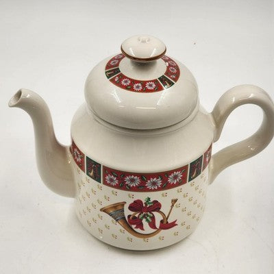 Charlton Hall Classic Traditions Christmas Teapot Ceramic 50 oz Holiday Design