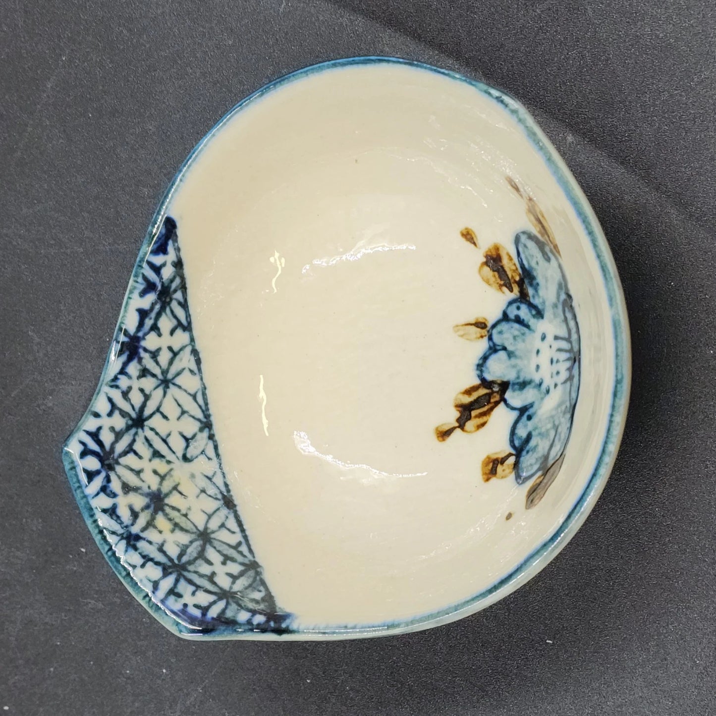 3 Japanese Ceramic Tonsui Bowls Blue Floral Hand Painted Porcelain Nabe Hot Pot