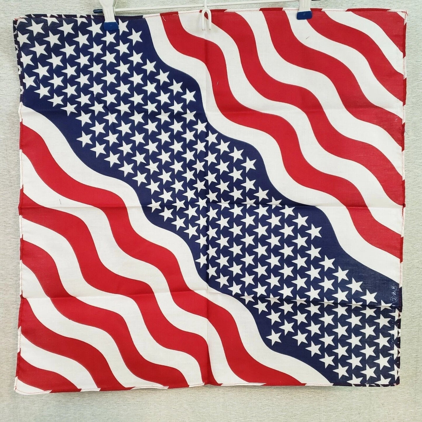 ZANheadgear Bandanna USA Wavy American Flag Cotton 22"x22" One Size NOS