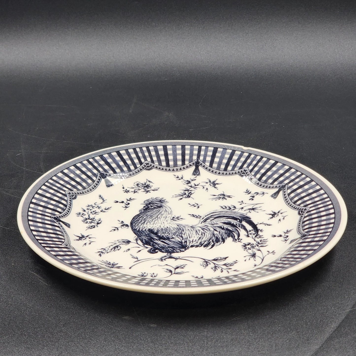 Queen’s Churchill Rooster Dinner Plate Black 10.5" Toile Floral Gingham Colombia