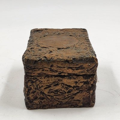 Hand Carved Wooden Jewelry Trinket Box Early American Couple Design 6"x4"