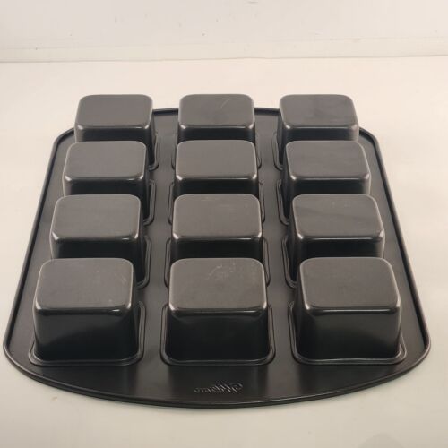 Wilton Bake It Better Bar Pan Non-Stick Bakeware 2.5" x 2.5" Size Cakes Brownies