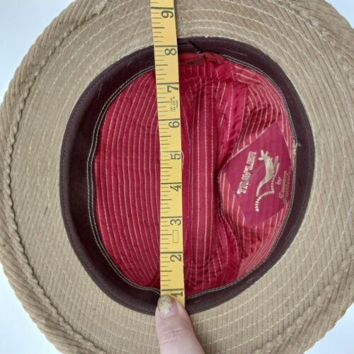 Country Gentlemen Trav'ler Tan Corduroy Fedora Hat w/Black Lined Feathers 11"