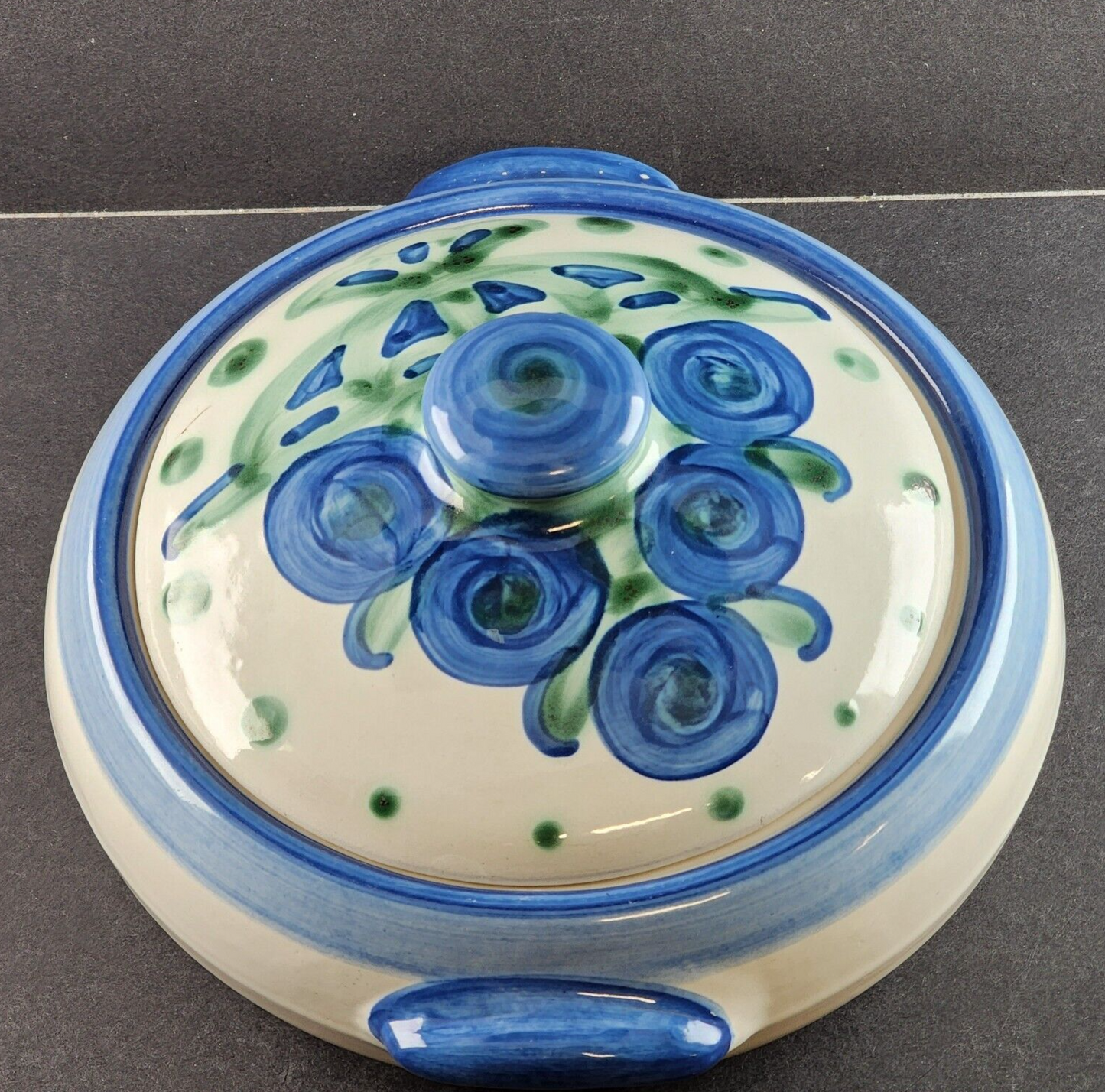 MA Hadley 2 Quart Shallow Covered Casserole Dish Bouquet Pattern 11.5"x4.5" Flaw