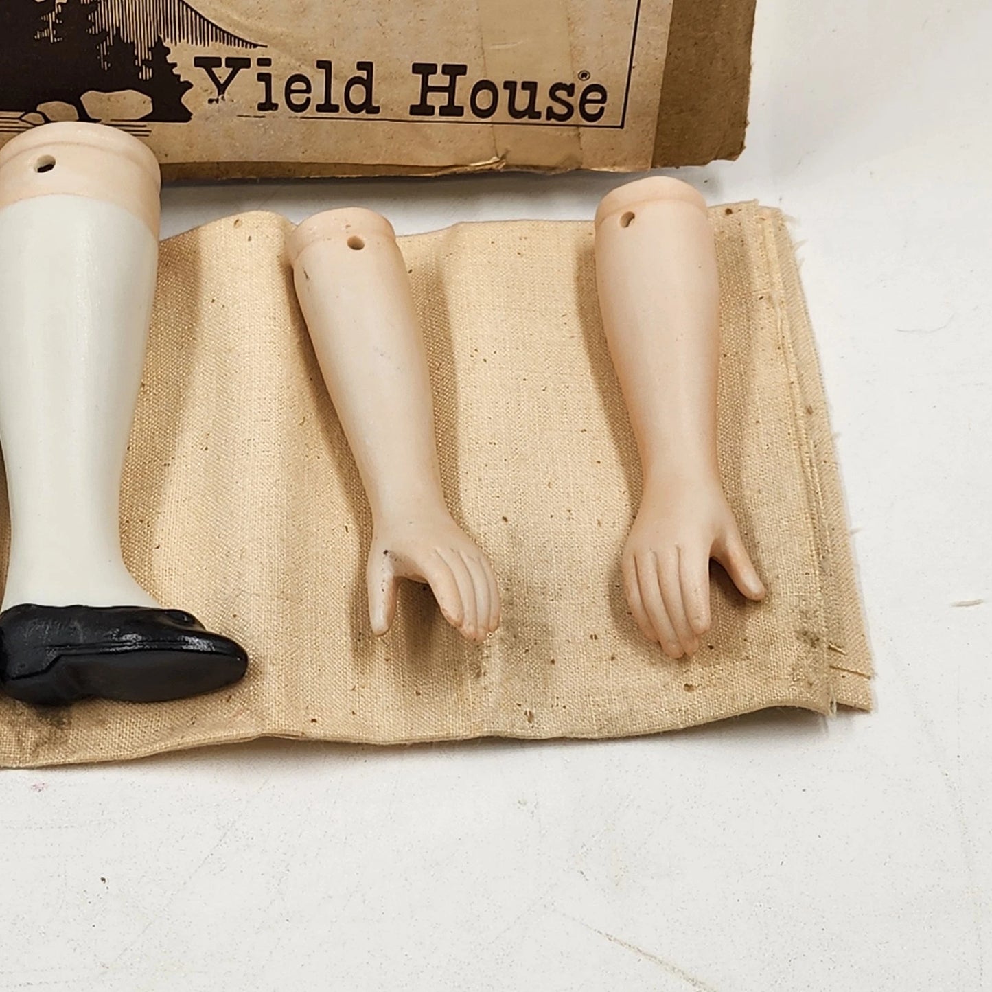Mary Todd Lincoln Doll Kit Yield House Inc Head Arms Legs Body Fabric & Pattern