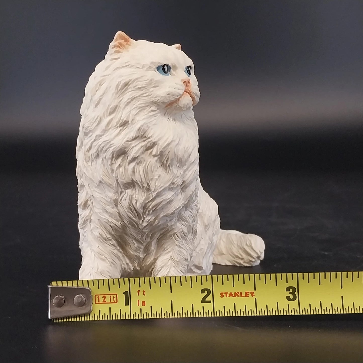 Castagna White Persian Cat Figurine Resin Blue Eyes 4" Textured Fur Italy 1988