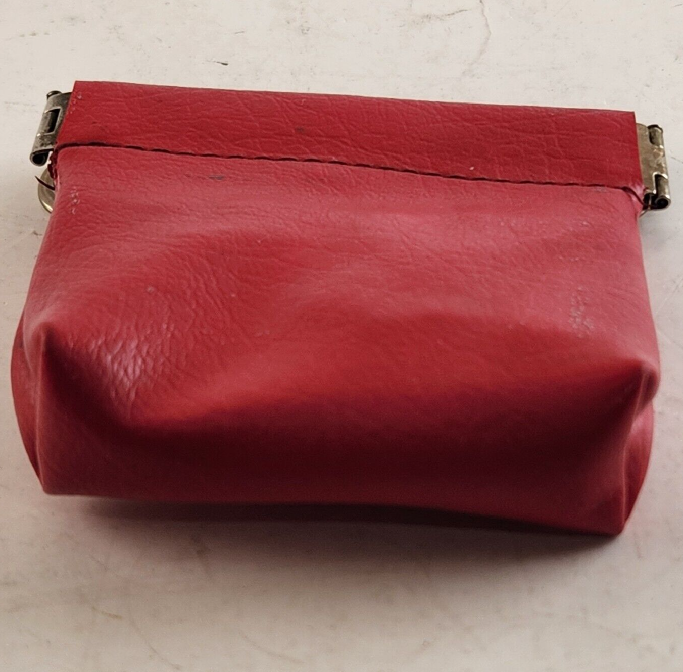 Leather Sqeeze Open Coin Purse KeyChain Red Vintage 1960s England