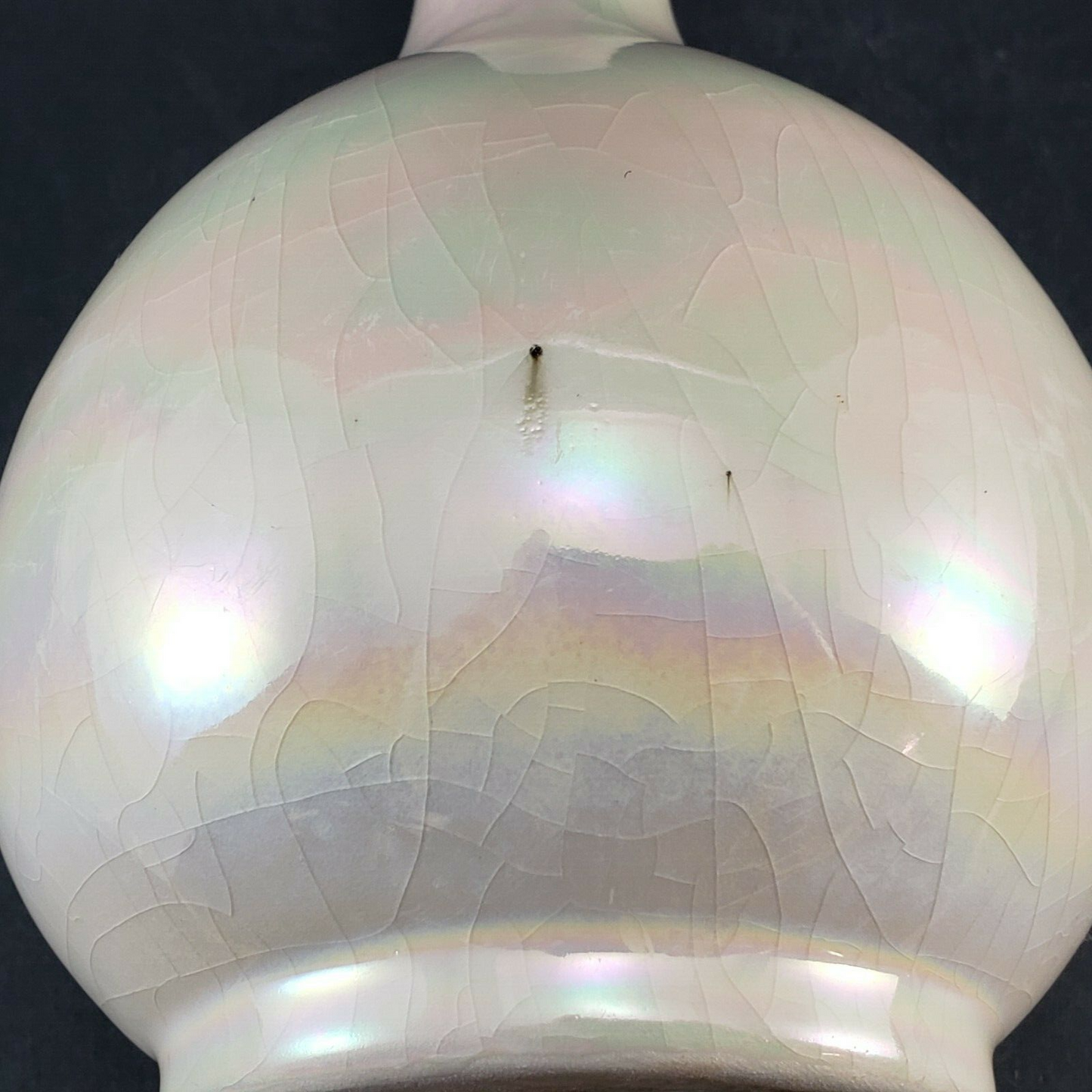White Iridescent Bud Vase Bulb Onion Shape Crazed Smooth Finish 9½” Vintage
