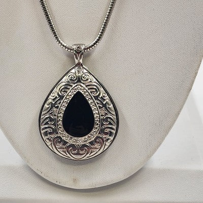 Silver Tone Reversible Teardrop Carnelian Black Pendant Snake Chain Damask Edge