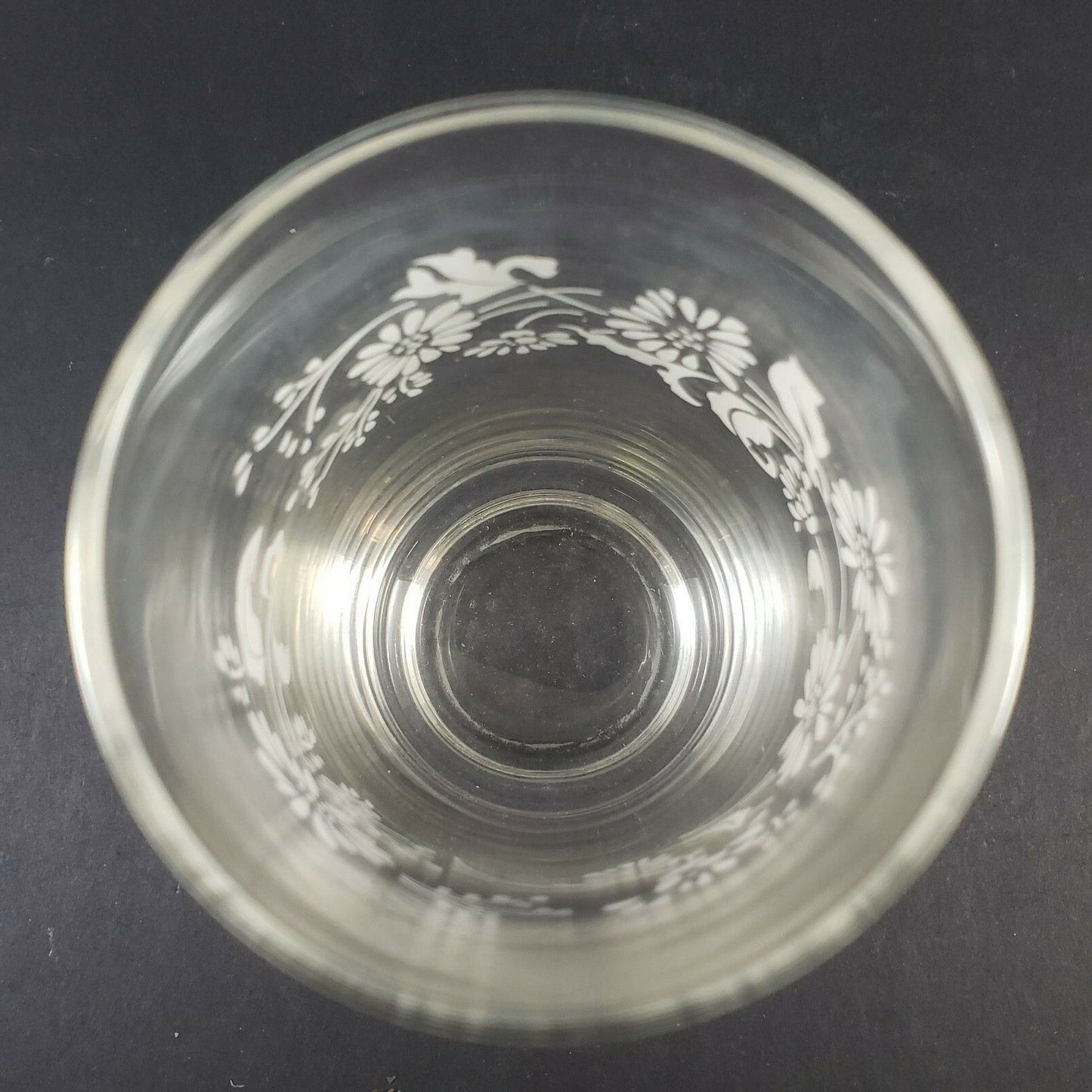 7 pc White Flower Clear Tumblers Drinking Glass Water Vintage 1980s Drinkware