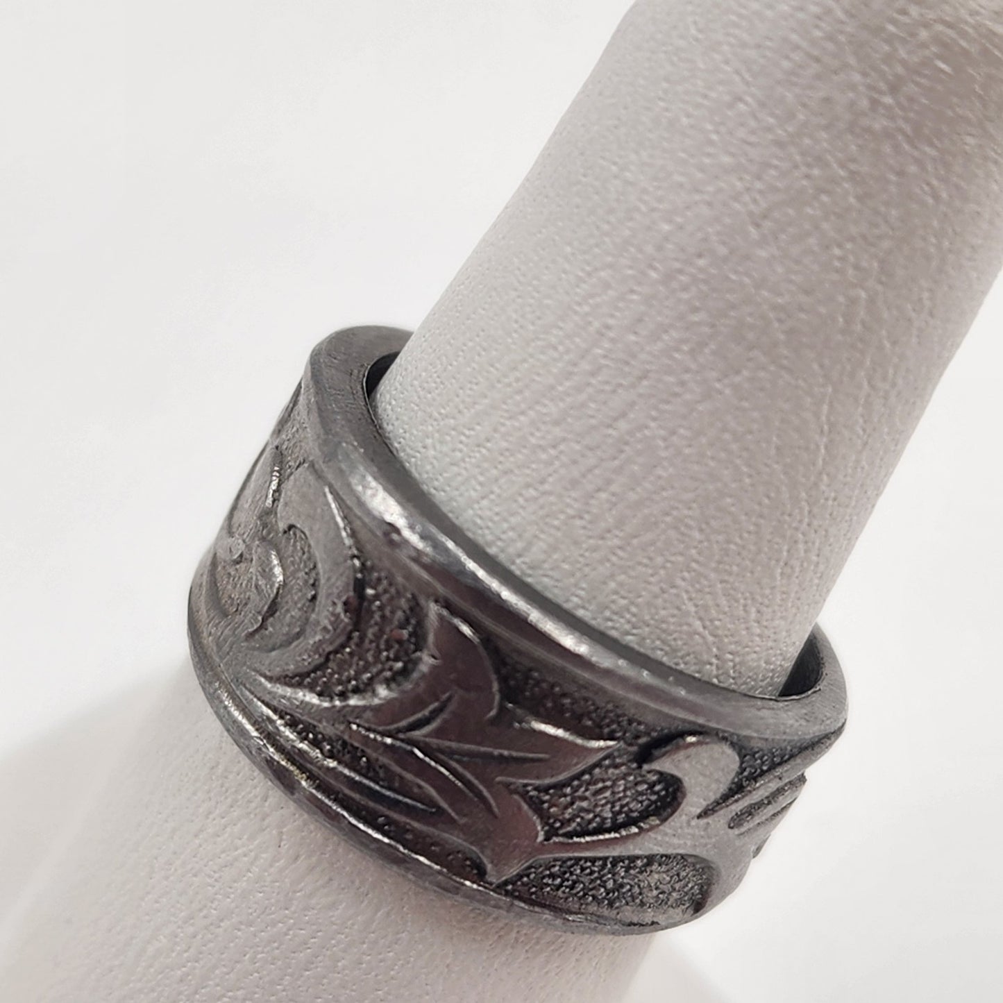 Silver Tone Ornate Band Ring Size 6.75 Filigree Scrollwork Design