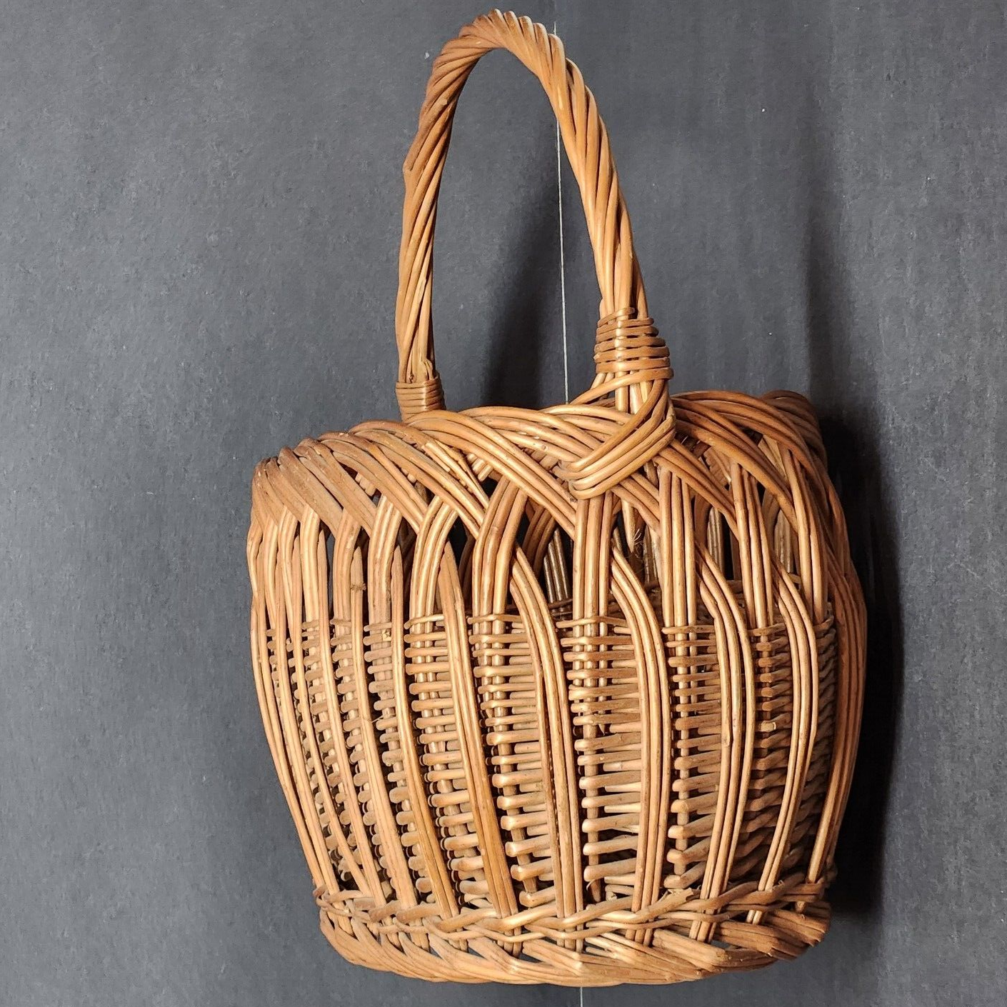 Unbranded Brown Woven Straw Wicker Market Basket French Style Vintage w Handle