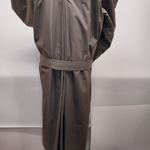 Misty Harbor Trench Coat Zip Out Lining Pleated Back and Accent Belt Sz 6