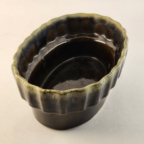 Drip Glaze Oval Planter Green Vase Mid Century Hull I-21 Pattern Art Pottery