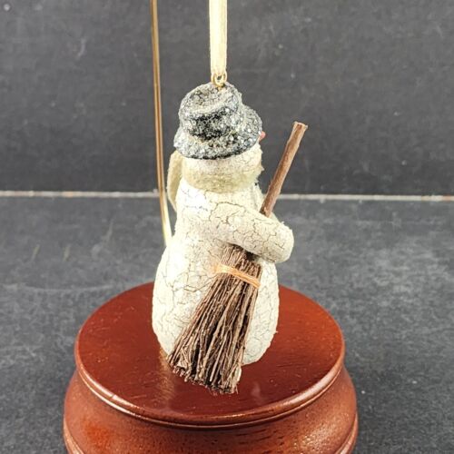 Hallmark Keepsake Ornament Snowy Friend Memories of Christmas Archive Chalkware