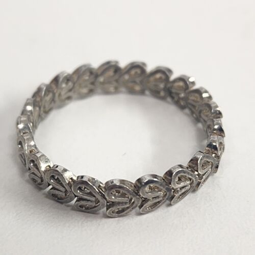 Silver Tone Heart Pattern Ring Vtg Band Style Size 10 Classic Fashion Jewelry