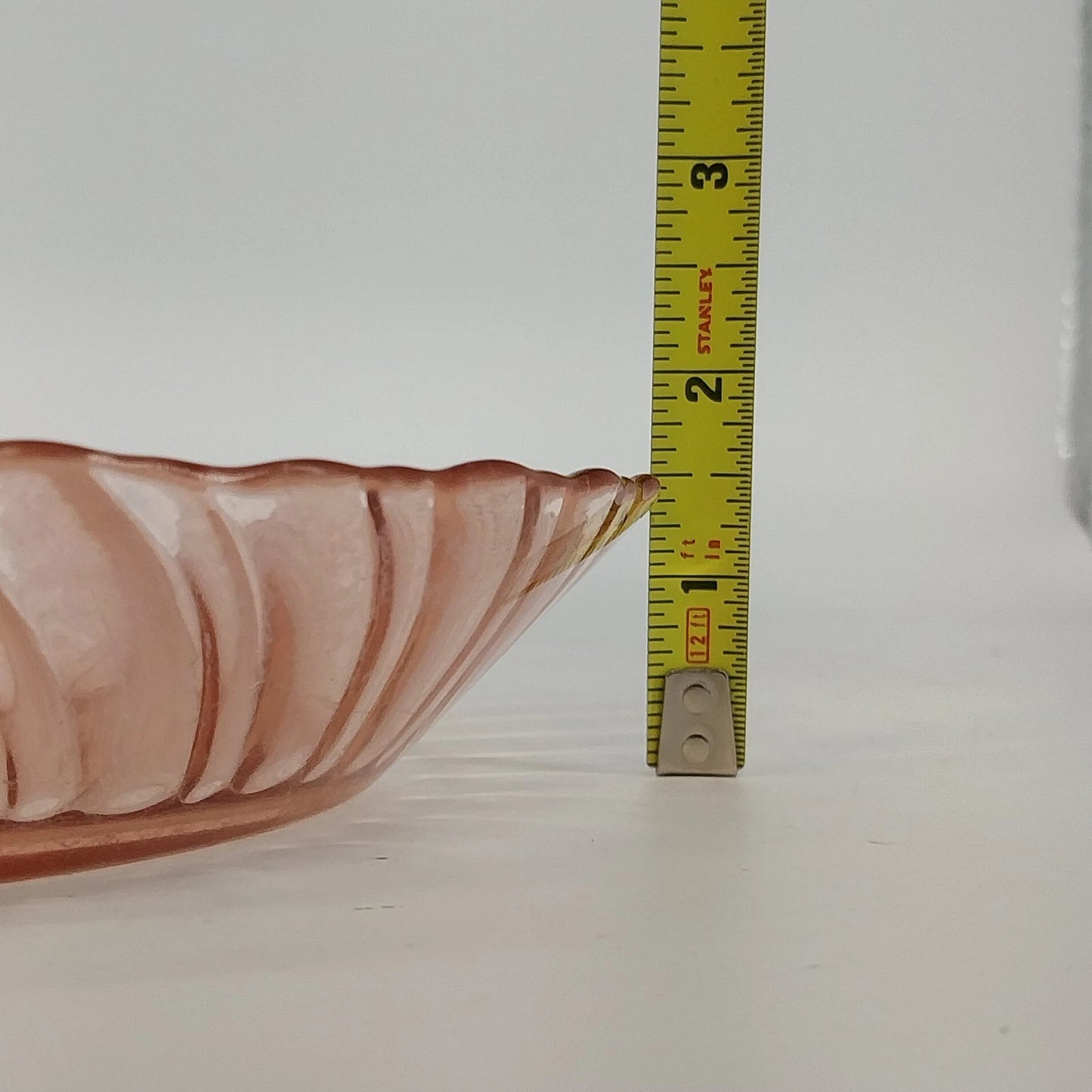 Fortecrisa Pink Swirl Ribbed Glass Coupe Soup Bowl 8.5” MCM Tableware Mexico Vtg