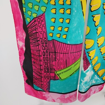 Robin Ruth Holland Tulip Wind Mill Wood Shoe Rectangle Scarf 64" 100% Polyester