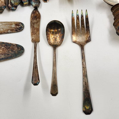 Wm Rogers La France Silverplate Flatware 12 Place Setting 77 Pc Set AA