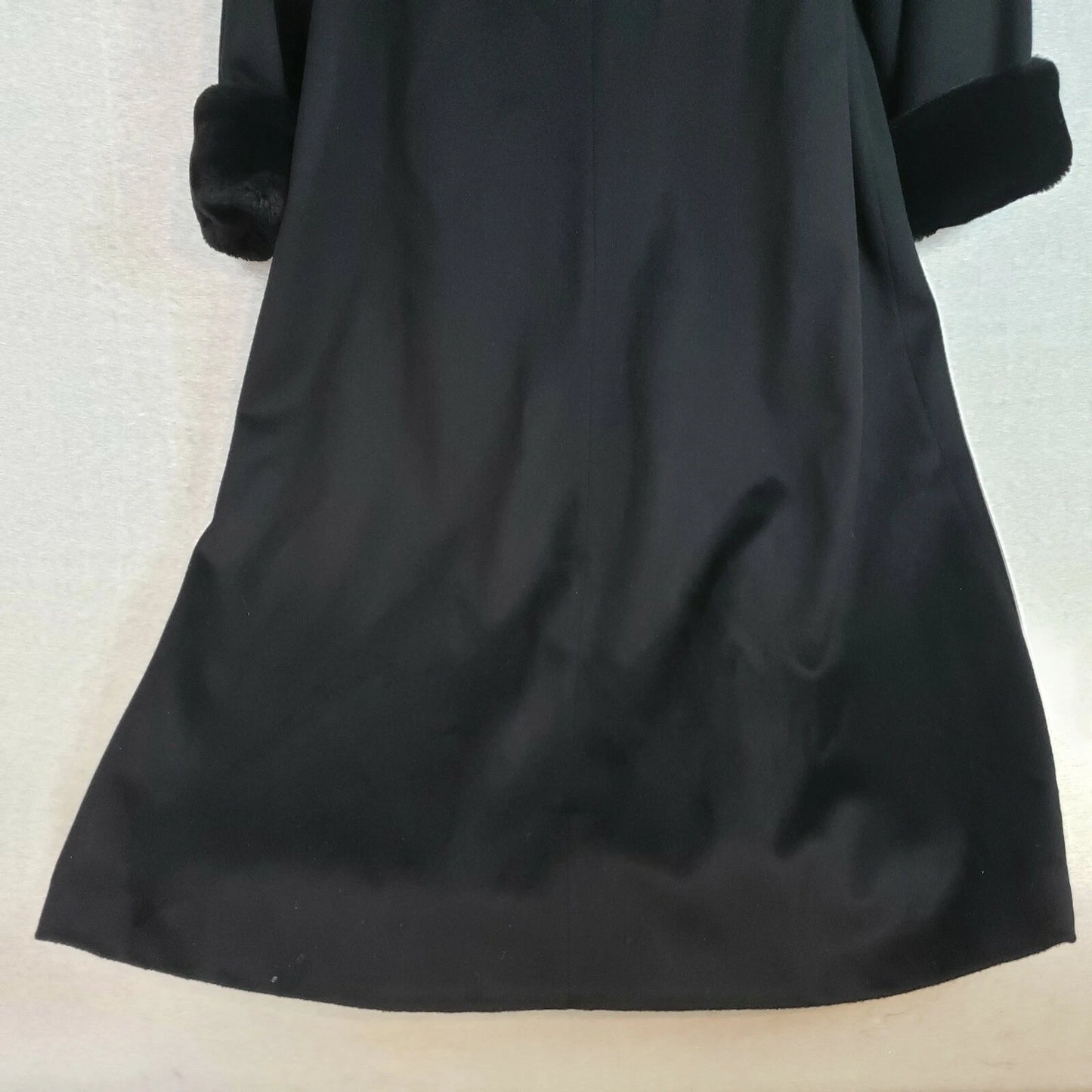 Albert Nipon Black Wool Maxi Coat Faux Fur Collar Cuffs Size 10 Vintage Elegant