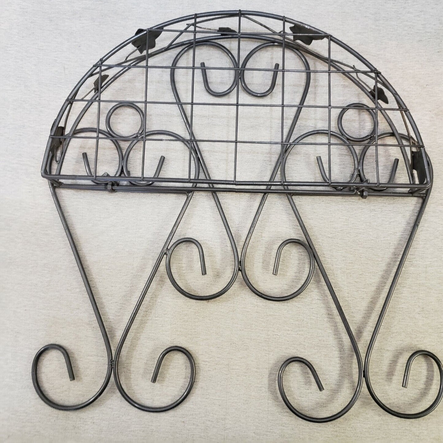 Ornamental Gray Wire Wall Shelf Basket Leaf Pattern Metal Storage