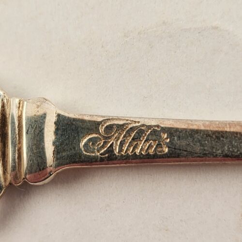 Alda's India Silver Baby Spoon with a Genie Lamp on the End 4¼" Long