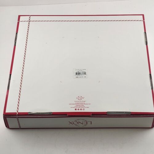 Lenox 2019 Annual Collector Holiday Plate 29th in Series Big Red Snowy Barn NIB