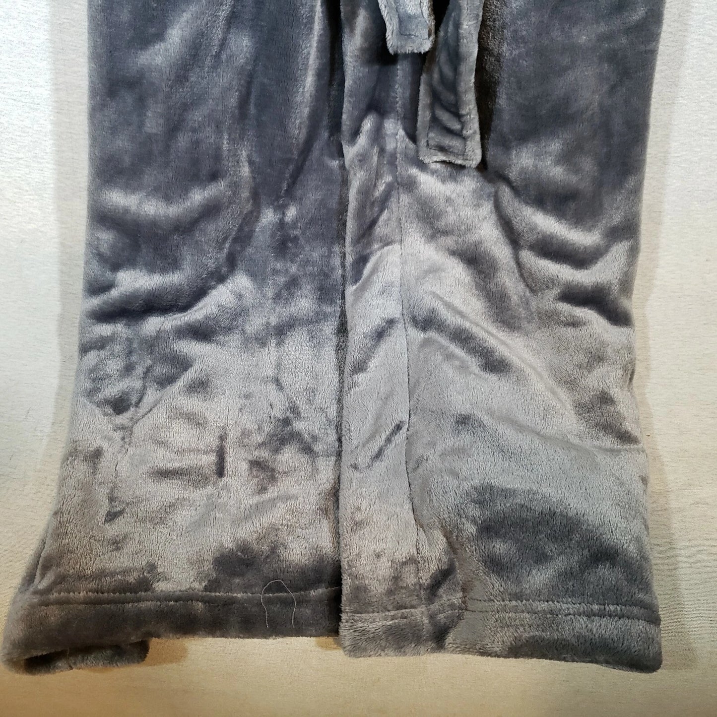 Women’s Fleece Bathrobe Turquaz Plush Soft Warm Gray Size Medium Waffle Trim NWT
