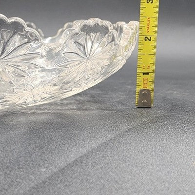 Westmoreland Glass Bowl Star Pattern EAPG Round 9.5" Scalloped Vtg Centerpiece