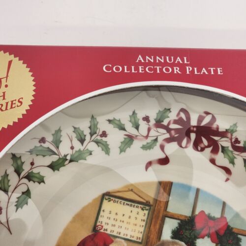 Lenox 2016 Annual Collector Holiday Plate 26th in Series Santa Checking List NIB