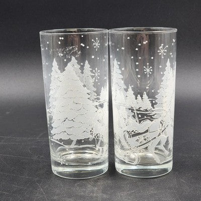 2 Avon Winter Scene Horse & Sleigh Drinking Glasses 2.8"d x 6.25"h Vintage 1995