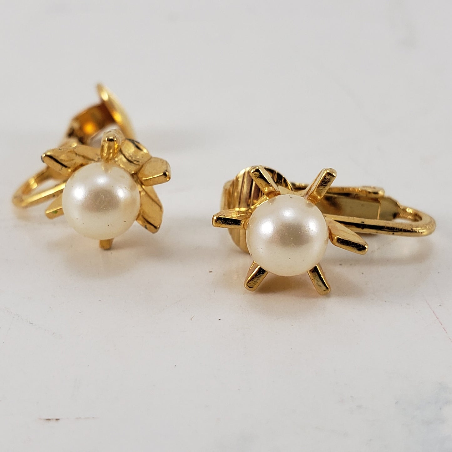 Vintage Gold-tone Clip Earrings Faux Pearl Sun Burst