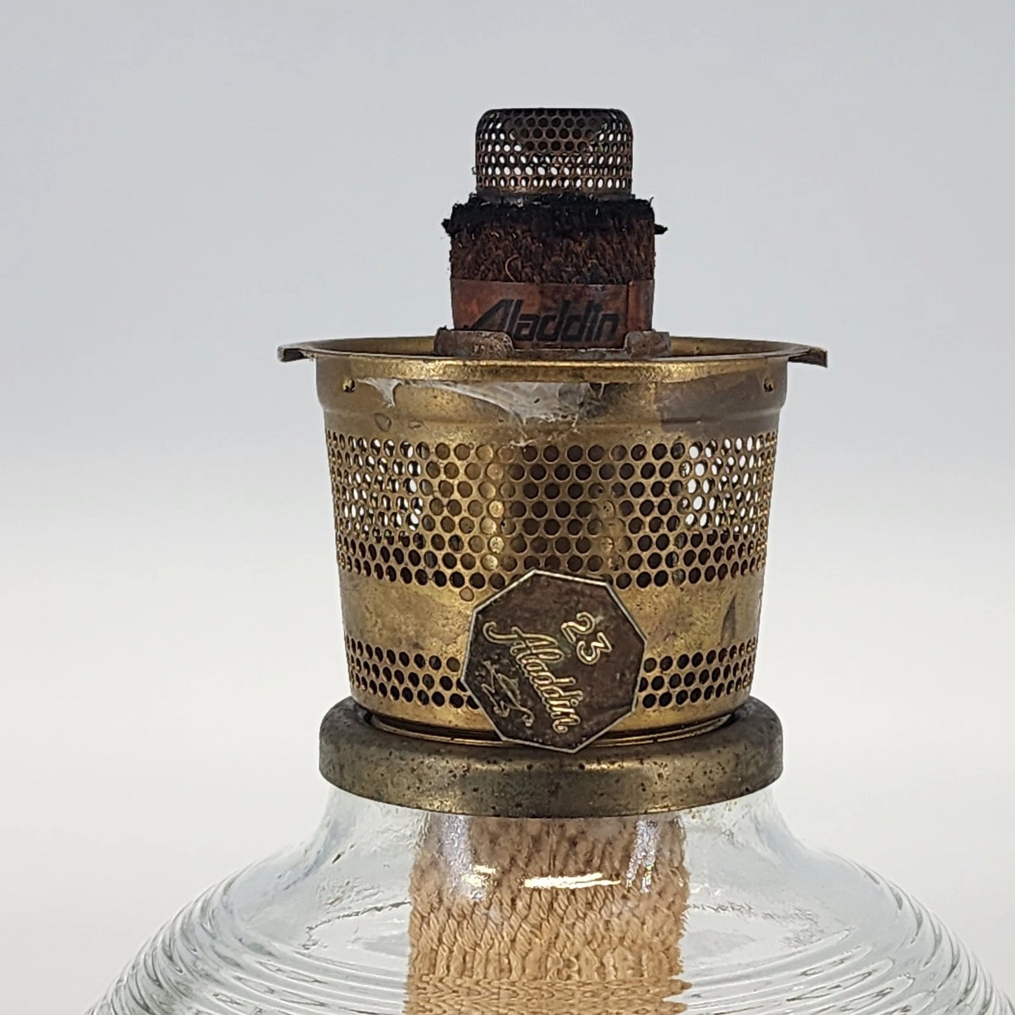 Aladdin 23 Kerosene Mantle Lamp Brass Burner Colonial Squares Clear Reservoir