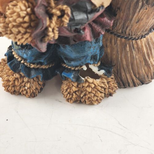 2 Resin Bears Collecting Pumpkins No-Name Brand China 9.75" and 6.75" Figurines