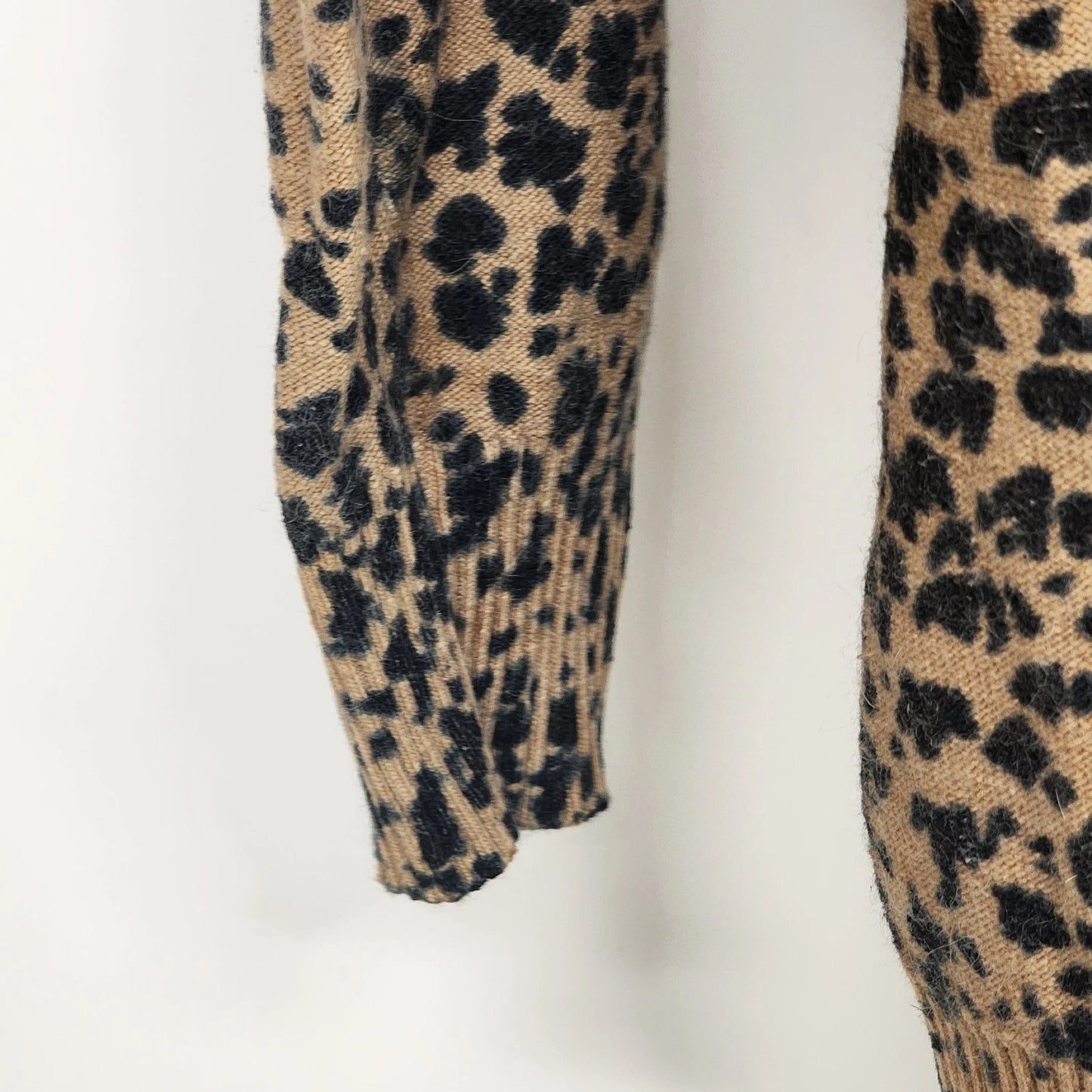 Nina Charles Women's Medium Leopard Print Wool Sweater Brown Animal Print Top