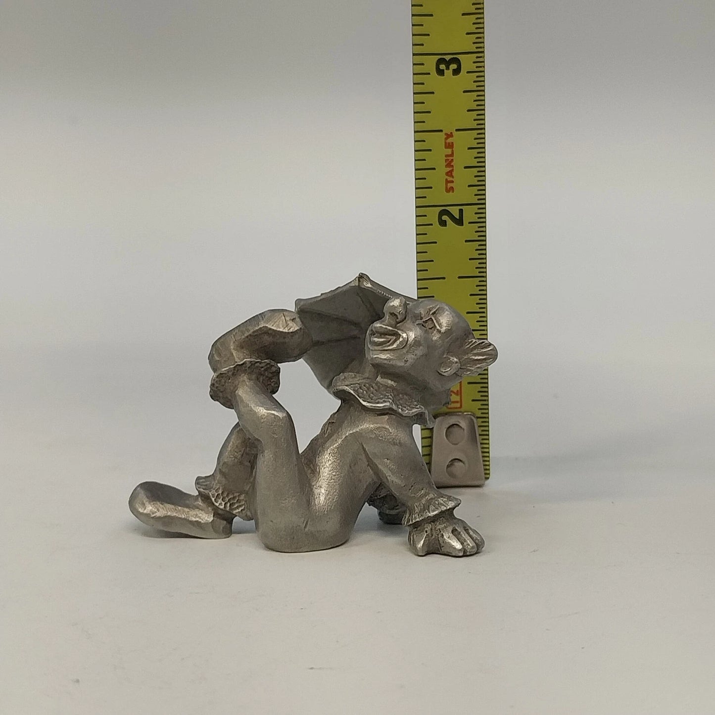 Rawcliffe P Davis Pewter Clown Under Umbrella Circus Figurine 2.25" 1979