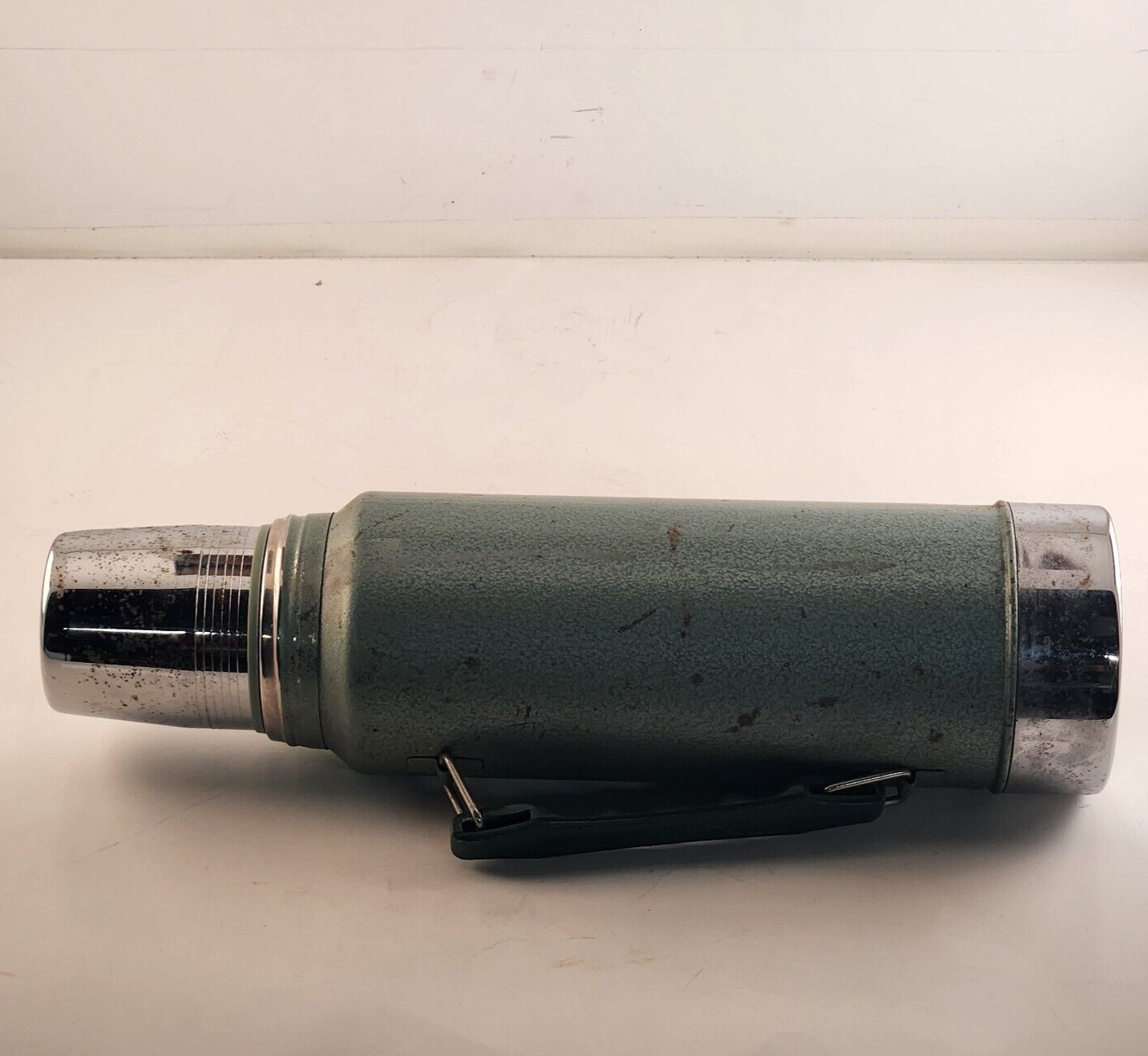 Vintage Stanley Aladdin Thermos A-944DH Green 32oz Hot Cold USA Quart