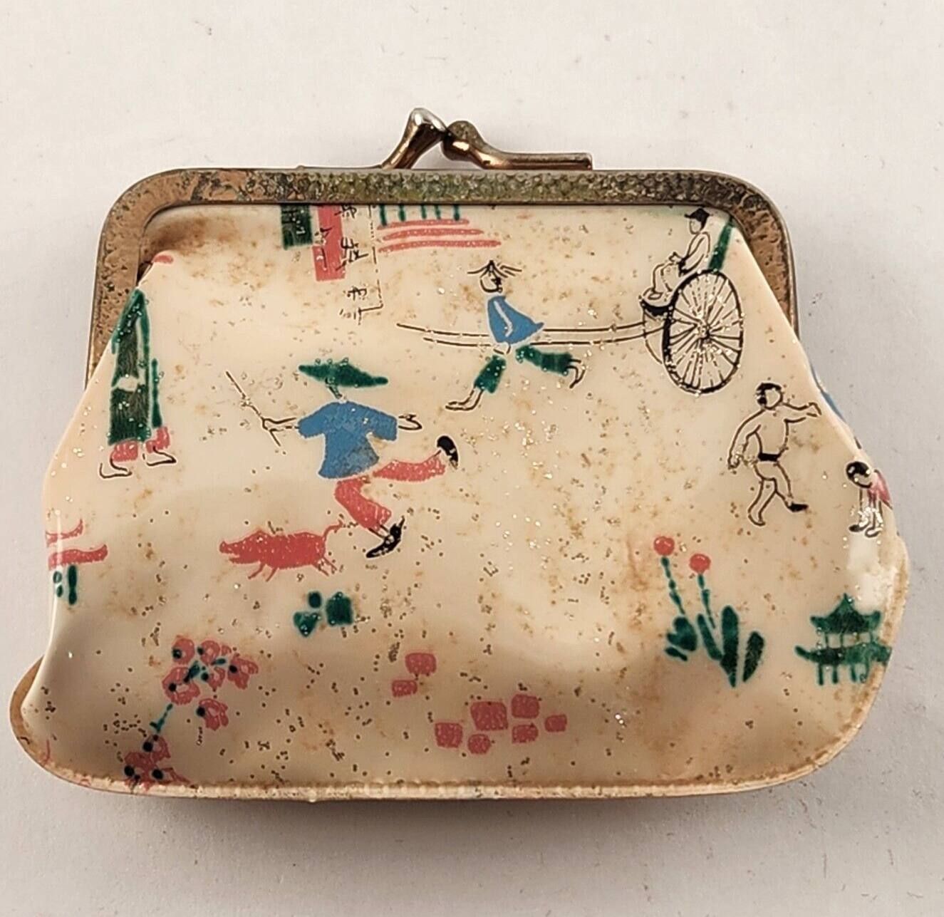 Kiss Top Coin Purse Sparkle Asian Geisha Vintage 1950s Vinyl Change Holder