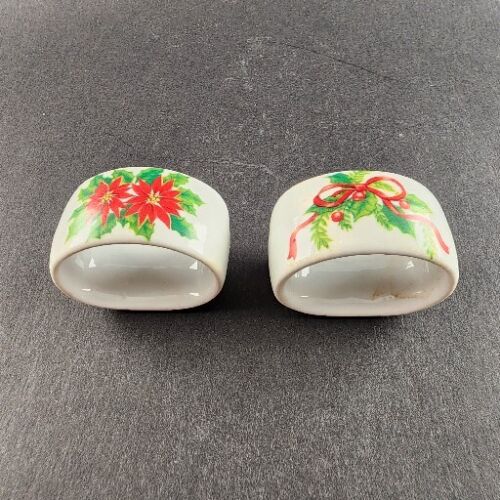 Handcrafted Porcelain Christmas Napkin Rings NOS Set of 4 Poinsettia and Holly