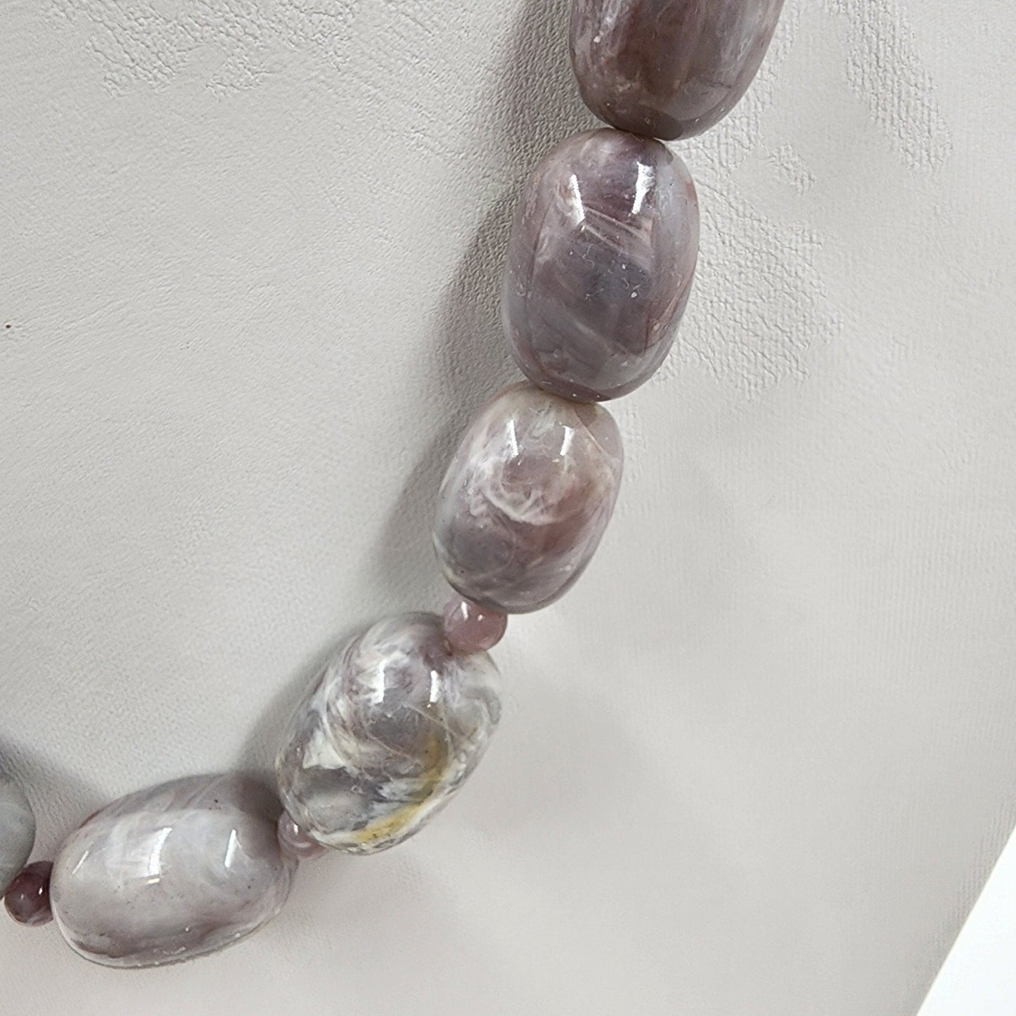 Gray Lavender Polish Marbled Agate Faux Pearl Beads Long Statement Necklace 12"