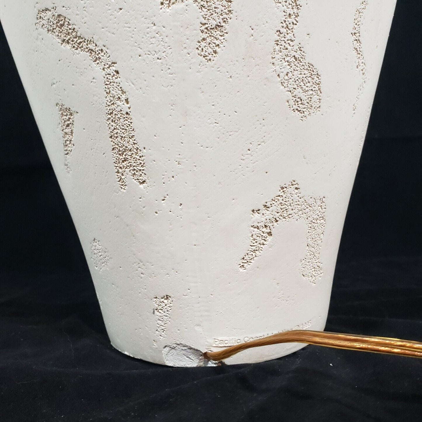 Vintage White Composite Ginger Jar Table Lamp Decorative White Flowers 20" 14 Lb