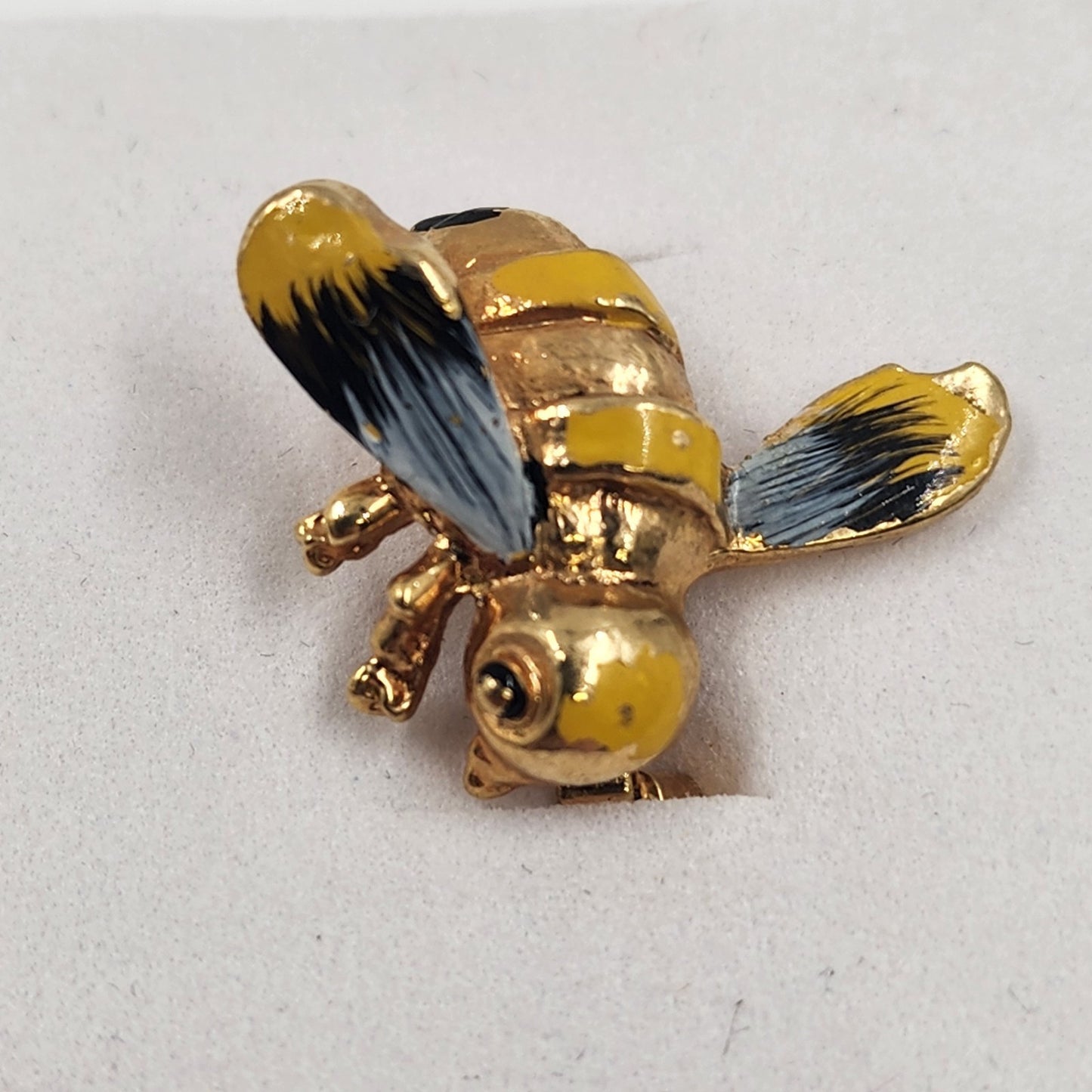 Bumble Bee Brooch Pin Gold & Black Enamel Bug Design Cute Fashion Accessory