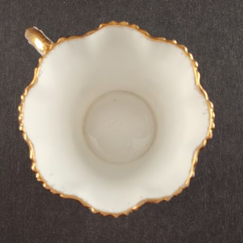 Salisbury Pansy 2125 Fine Bone China Tea Cup Ruffled Rim Vintage From England