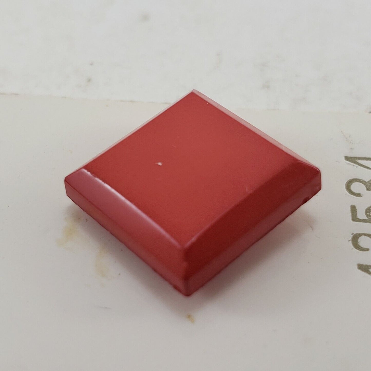 15 Vintage Buttons La Mode LeChic Red Orange Mother of Pearl Green Italy