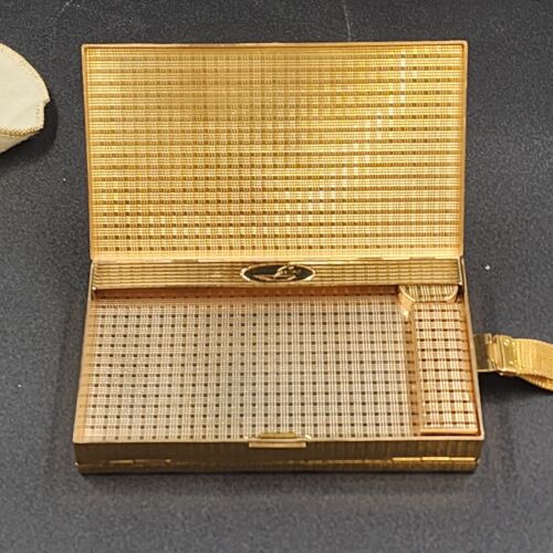 Evans Compact Wristlet Double Sided Gold Quilted Design Mesh Strap Vintage 1940s