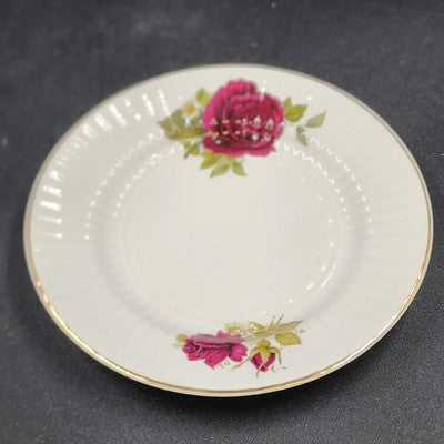 Royal Tara Hall Fine Bone China Tea Set – 22-Piece – Red Rose Floral – Made in Ireland – Vintage 1980s