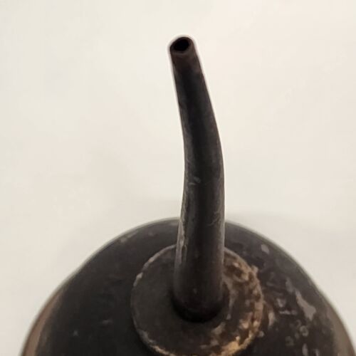 Eagle 6" Oiler Can Thumb Pump Press 3¾" Diameter Straightish Solid Spout Vintage
