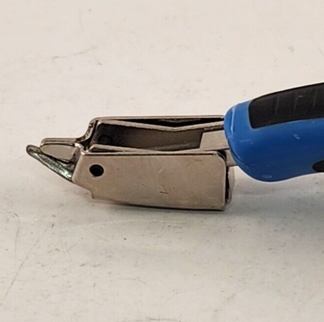 Dritz Home Heavy Duty Stainless Steel Tip Staple Remover Blue Handled