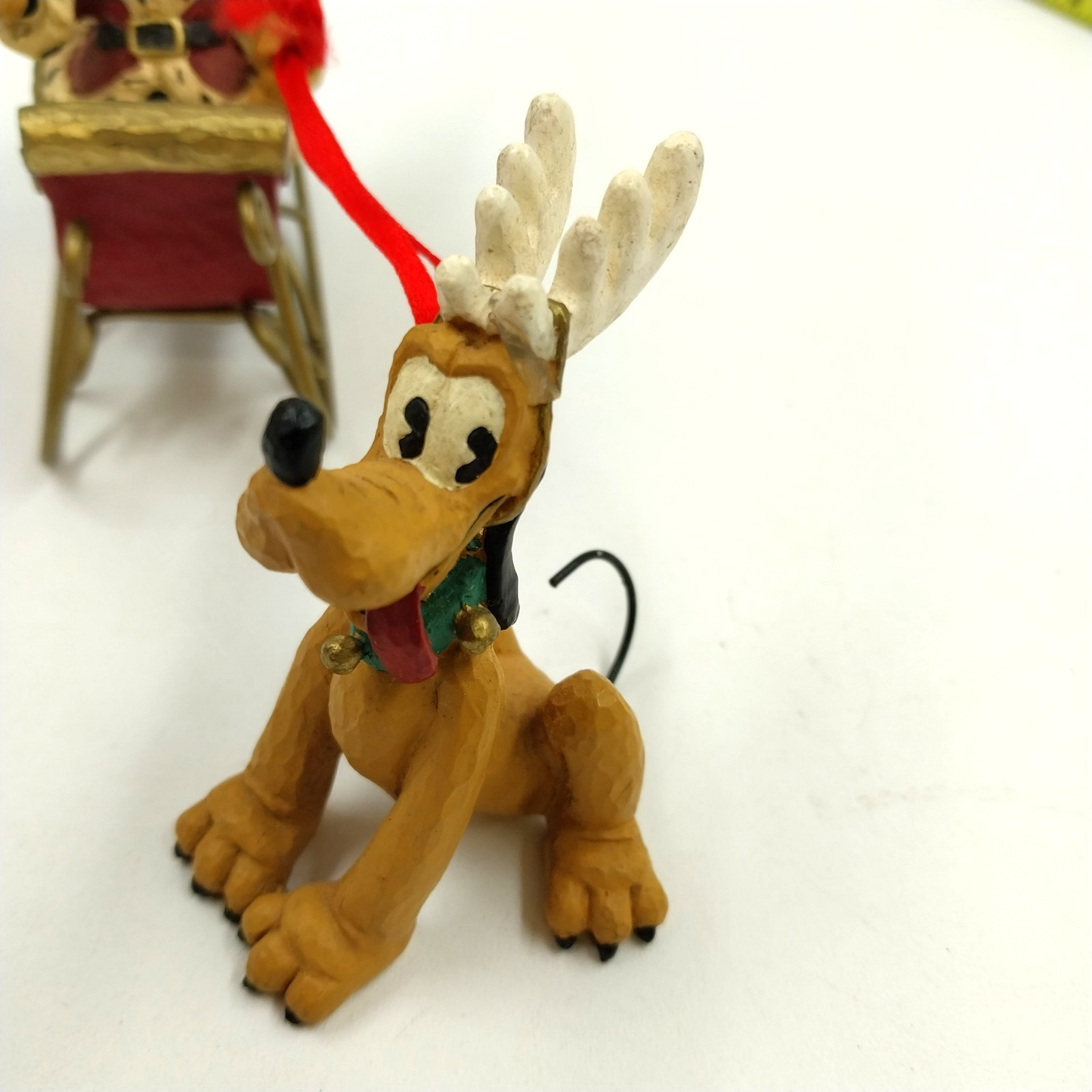 Midwest of Cannon Falls Santa Mickey Goofy Pluto Sleigh Disney Christmas Display
