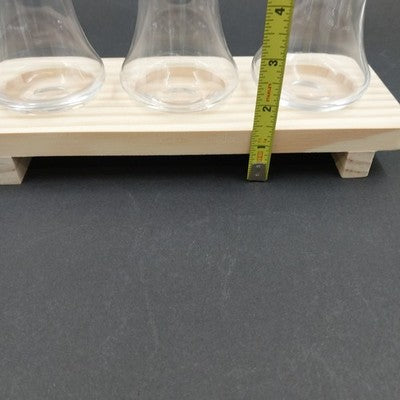True Spirit Whiskey Tasting Flight Kit 3 Liquor Glasses 5 oz Wooden Tray Footed
